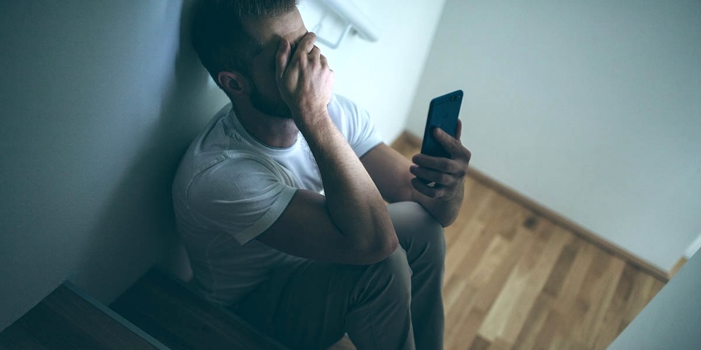 Men and Loneliness. The Quiet Crisis Behind the Anger